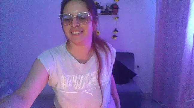 lorenitabella online show from 27, 2, 2025