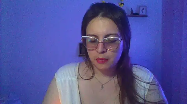 lorenitabella online show from 4, 3, 2025