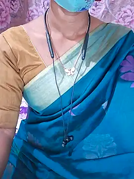 Snapshot of XBHUUME chatting on 22, 12, 2024 XBHUUME online show from 22, 12, 2024