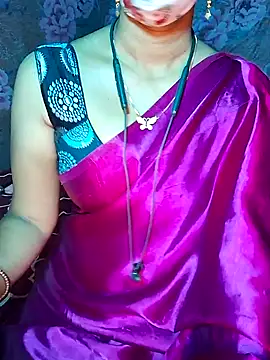 Snapshot of XBHUUME chatting on 24, 12, 2024 XBHUUME online show from 24, 12, 2024