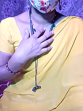 Snapshot of XBHUUME chatting on 10, 2, 2025 XBHUUME online show from 10, 2, 2025