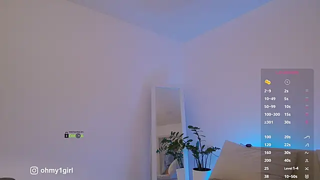 Snapshot of Fallinlove1 chatting on 7, 11, 2025 Fallinlove1 online show from 7, 11, 2025