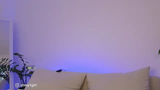 Snapshot of Fallinlove1 chatting on 3, 12, 2025 Fallinlove1 online show from 3, 12, 2025