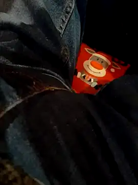 feet toes online show from 20, 1, 2025