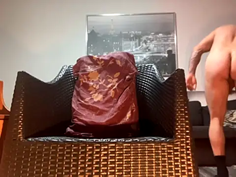 Snapshot of Tyyson03 chatting on 24, 11, 2025 Tyyson03 online show from 24, 11, 2025