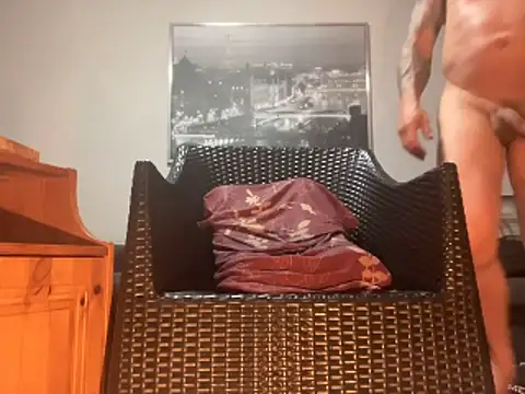 Snapshot of Tyyson03 chatting on 5, 12, 2025 Tyyson03 online show from 5, 12, 2025