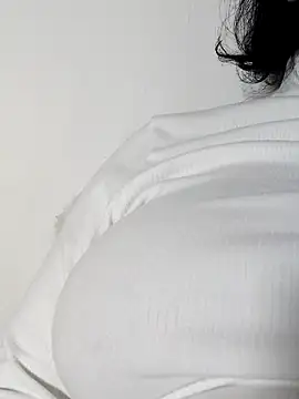 Molly newman6 online show from 16, 2, 2025