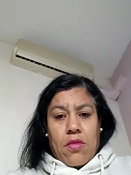 Molly newman6 online show from 4, 3, 2025