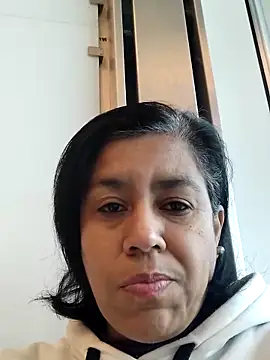 Molly newman6 online show from 15, 1, 2026