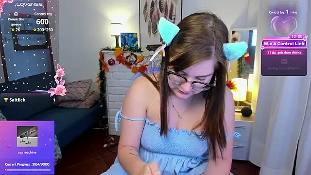 HunnyyLove online show from 6, 12, 2024