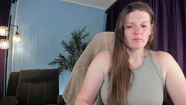 Kelly Carolina online show from 5, 3, 2026