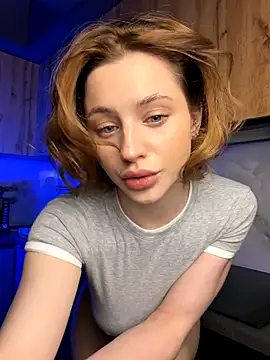 Camilla Railian online show from 5, 12, 2025