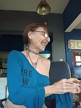 Snapshot of FrozenWaffle chatting on 16, 7, 2026 FrozenWaffle online show from 16, 7, 2026