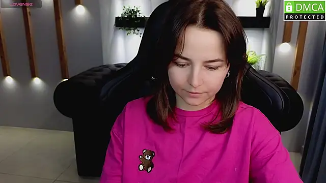 Mira Mermayd online show from 5, 3, 2025