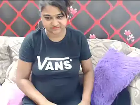Snapshot of indian_glitter chatting on 5, 3, 2025 indian glitter online show from 5, 3, 2025