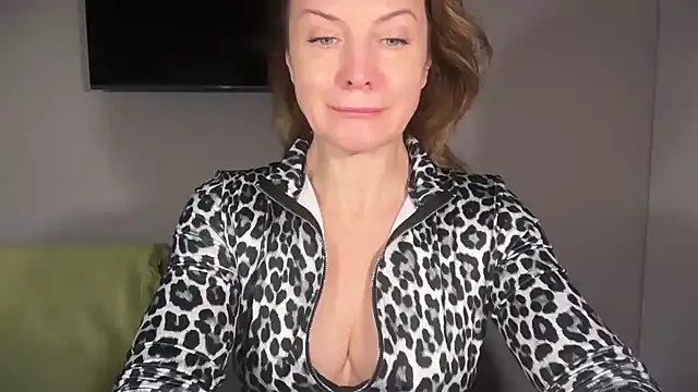 RachellAmazing online show from 4, 12, 2025