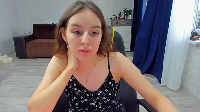 Snapshot of c_arina_x chatting on 2, 2, 2025 c arina x online show from 2, 2, 2025