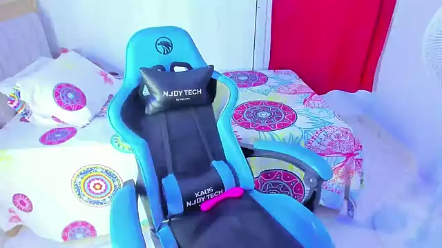 Lunastar02 online show from 18, 11, 2025