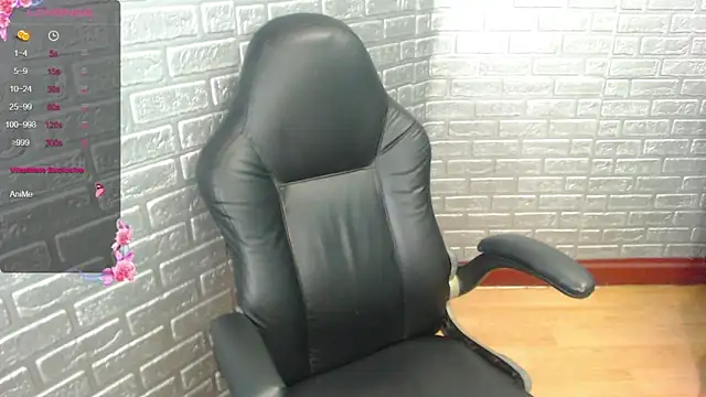 Snapshot of Amy_Ronan chatting on 31, 10, 2025 Amy Ronan online show from 31, 10, 2025