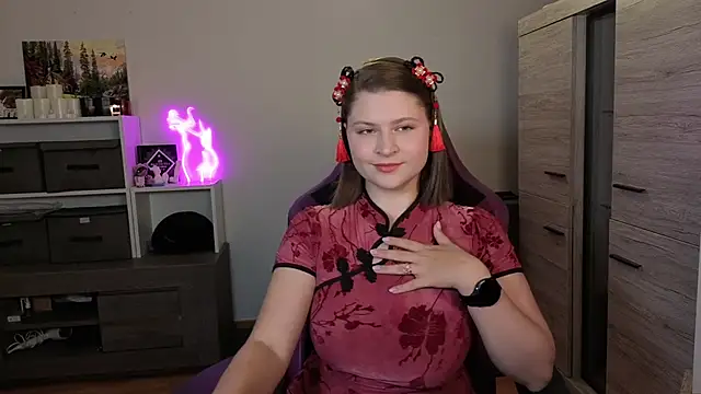 Snapshot of TinniAngel chatting on 30, 9, 2025 TinniAngel online show from 30, 9, 2025