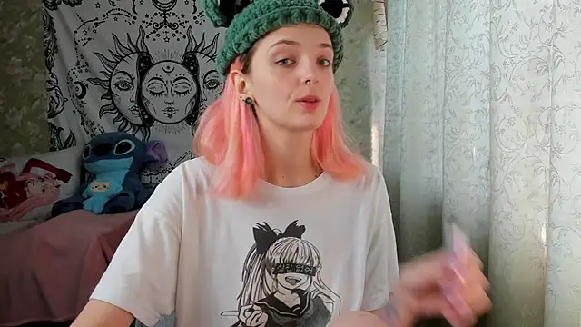 Cutie Adelia online show from 6, 2, 2025