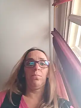 Dettybitch40 online show from 26, 10, 2025