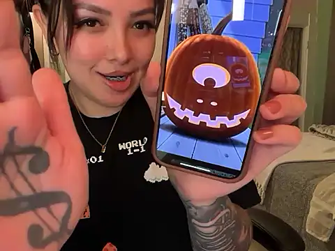 Snapshot of nativepumpkin95 chatting on 15, 10, 2025 nativepumpkin95 online show from 15, 10, 2025
