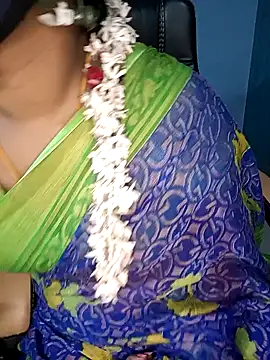 Snapshot of Tamil-hotwife chatting on 19, 1, 2025 Tamil-hotwife online show from 19, 1, 2025