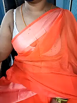Snapshot of Tamil-hotwife chatting on 22, 1, 2025 Tamil-hotwife online show from 22, 1, 2025