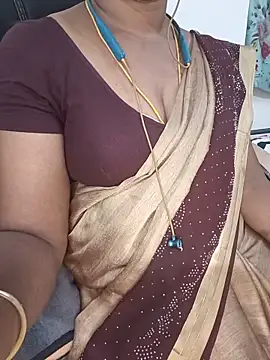 Snapshot of Tamil-hotwife chatting on 12, 6, 2026 Tamil-hotwife online show from 12, 6, 2026