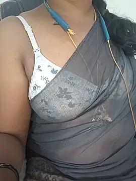 Snapshot of Tamil-hotwife chatting on 1, 7, 2026 Tamil-hotwife online show from 1, 7, 2026