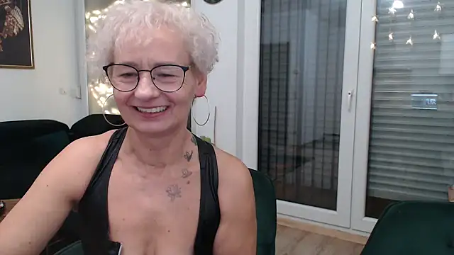 Hot Ann52 online show from 19, 12, 2024