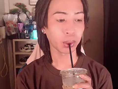 Snapshot of Lemonadexxx chatting on 9, 4, 2026 Lemonadexxx online show from 9, 4, 2026