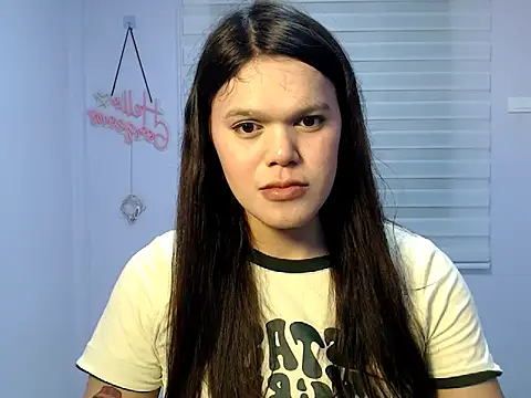 Snapshot of Miss_Ivanawolf chatting on 25, 5, 2026 Miss Ivanawolf online show from 25, 5, 2026