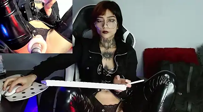 Snapshot of Ardat_Lili69 chatting on 20, 1, 2025 Ardat Lili69 online show from 20, 1, 2025