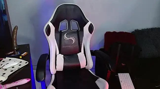 Snapshot of Ardat_Lili69 chatting on 3, 2, 2025 Ardat Lili69 online show from 3, 2, 2025