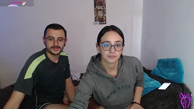 Snapshot of party2col chatting on 26, 11, 2025 party2col online show from 26, 11, 2025