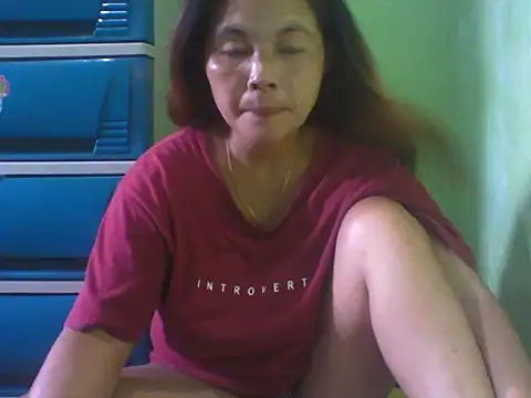 Snapshot of big_tits24 chatting on 24, 10, 2025 big tits24 online show from 24, 10, 2025