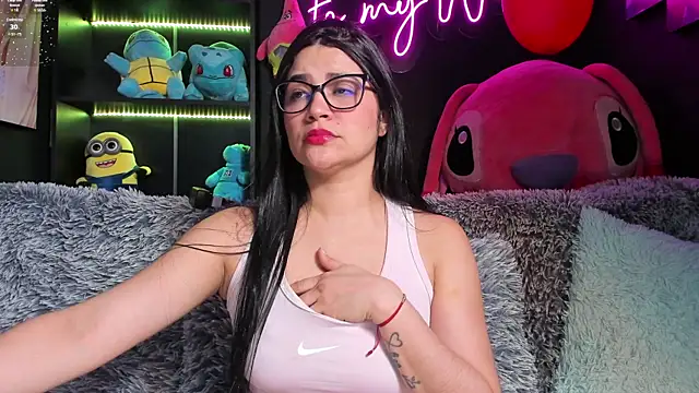 Emilyjhonson 01 online show from 8, 3, 2025