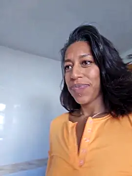 Goldenlace online show from 15, 10, 2025