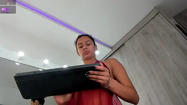 karlyn angels online show from 6, 6, 2026