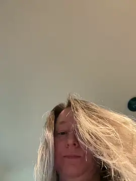 Snapshot of Vivian_MayXxX chatting on 18, 12, 2024 Vivian MayXxX online show from 18, 12, 2024