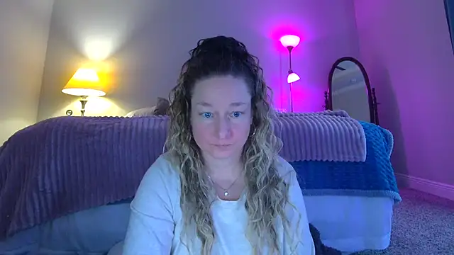 Snapshot of Vivian_MayXxX chatting on 2, 2, 2025 Vivian MayXxX online show from 2, 2, 2025