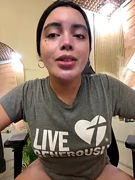 HotstuffCherrySummer online show from 22, 10, 2025