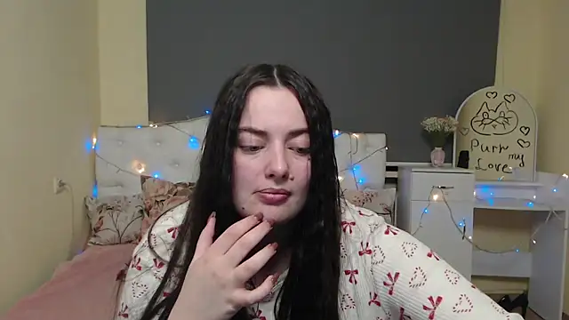 Snapshot of MilanaPrice chatting on 17, 2, 2026 MilanaPrice online show from 17, 2, 2026