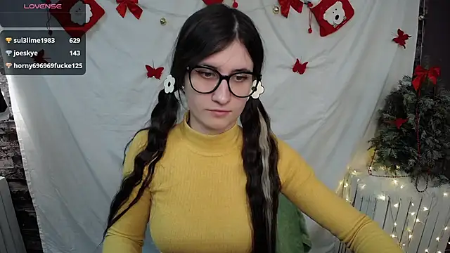 Snapshot of MaryEm976 chatting on 15, 12, 2024 MaryEm976 online show from 15, 12, 2024