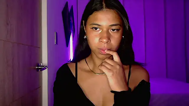 dark enchantress  online show from 24, 10, 2025