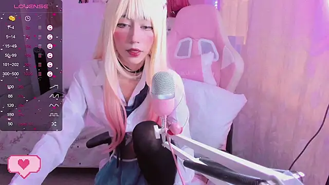 Snapshot of mia_kawaii05 chatting on 12, 2, 2025 mia kawaii05 online show from 12, 2, 2025