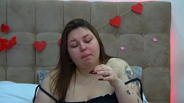 Snapshot of LillianKim chatting on 16, 2, 2025 LillianKim online show from 16, 2, 2025