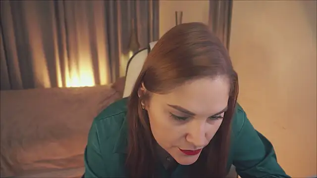 Ellis Foxy online show from 17, 12, 2024